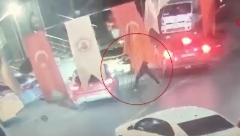 İstanbul'da Gençlerin Hayatını Tehdit Eden Kurşun Yağmuru Olayı!