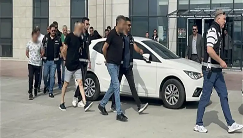 Dolandırıcılık Şoku: 36 Bin Kişiye Hayal Sattılar, 10 Milyar Lira Kaybı