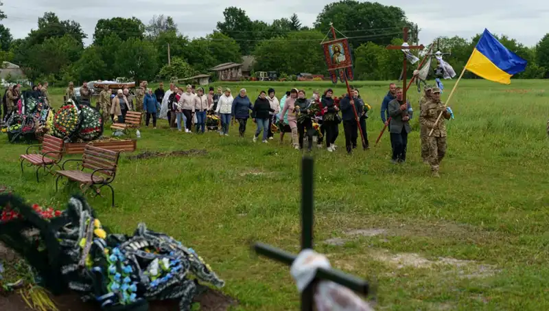 İngiliz Asker, Ukrayna'da Savaşırken Hayatını Kaybetti: Olayın Ayrıntıları