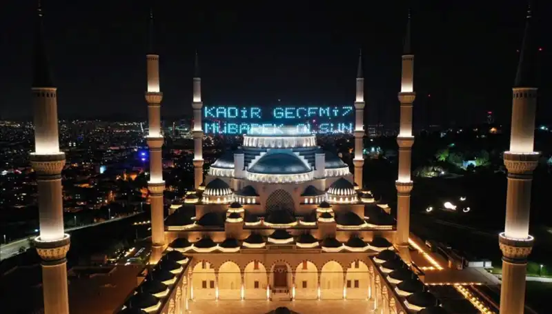 Kadir Gecesi 2025: Ramazan’ın En Özel Gecesi Ne Zaman?