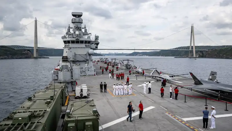 TCG Anadolu, Sarayburnu'ndan Ayrılarak Yeni Görevine Yol Aldı