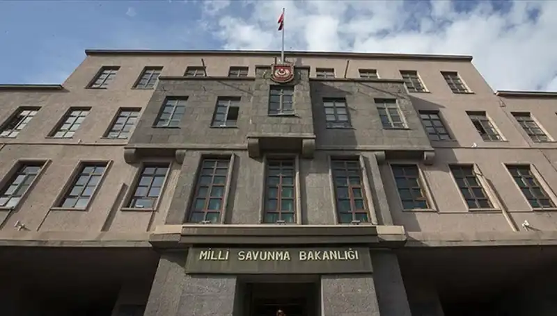 Yunan Askerlerinin Hakaretine TSK'dan Yanıt: "Bu Davranışları Görmemiz Mümkün Değil"