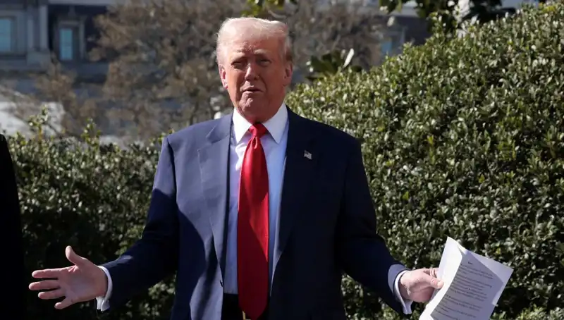 Trump'tan Seyahat Yasağı Taslağı: Hangi Ülkeler Listede?